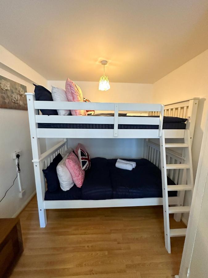 36 O'Leary Square Apartment London Ngoại thất bức ảnh