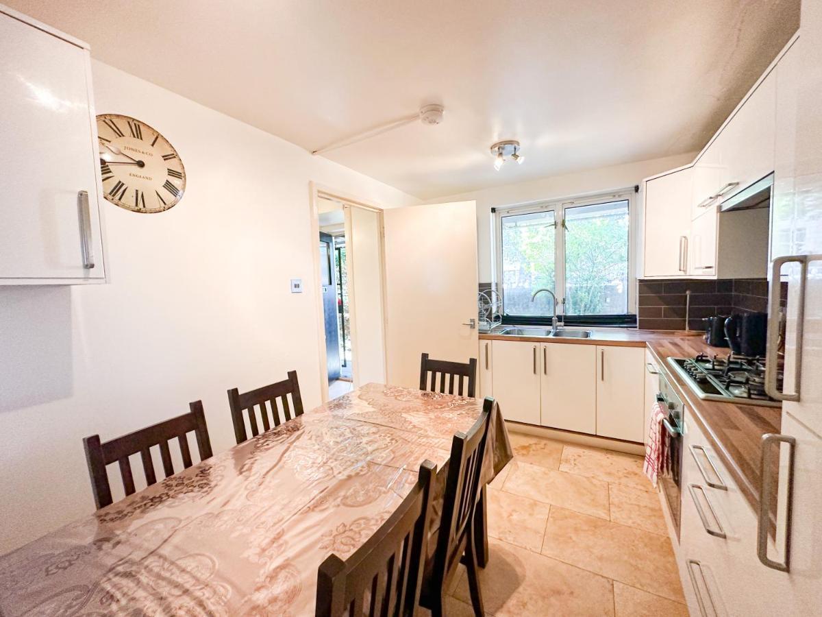 36 O'Leary Square Apartment London Ngoại thất bức ảnh