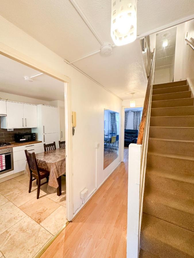 36 O'Leary Square Apartment London Ngoại thất bức ảnh
