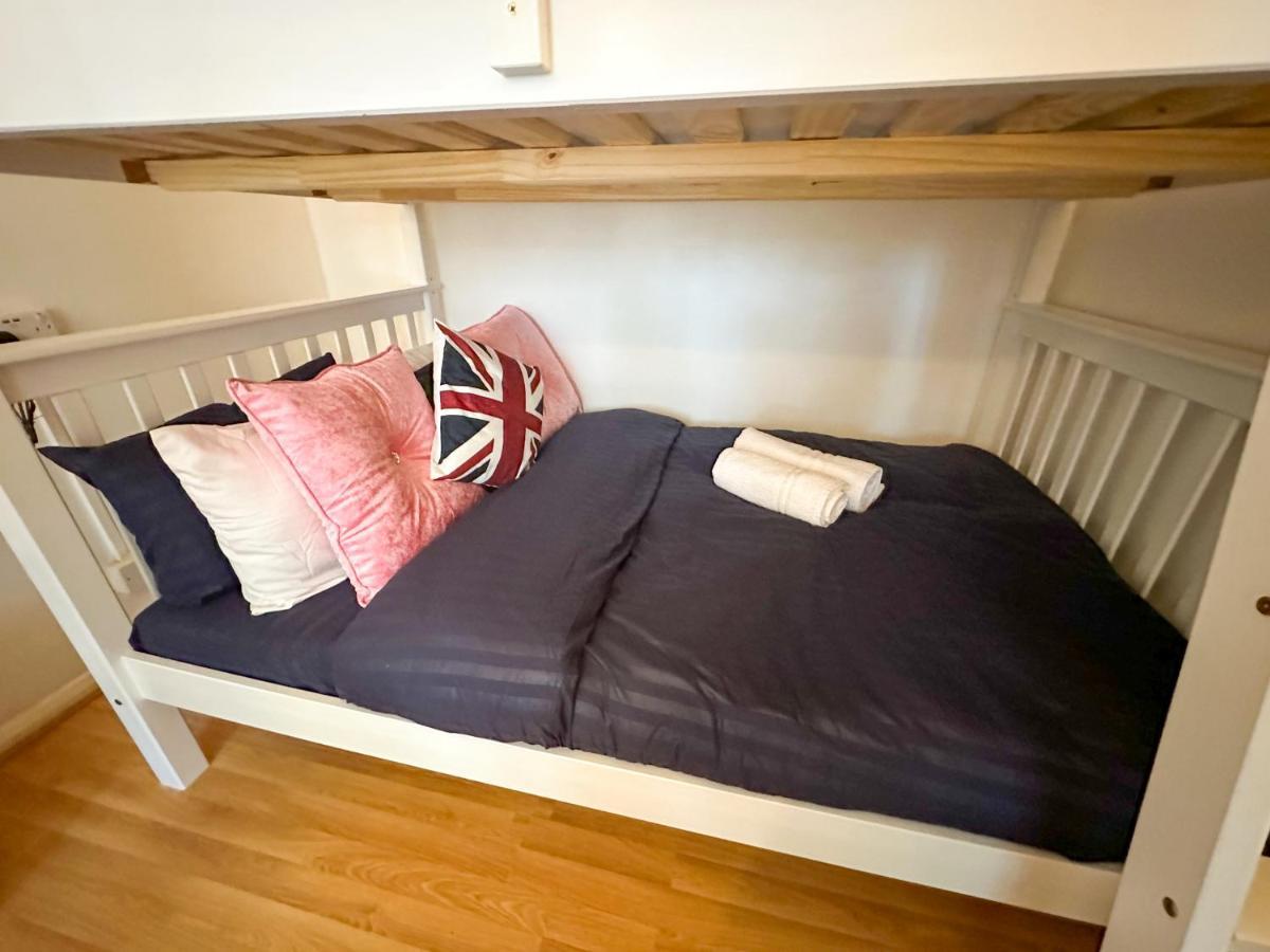 36 O'Leary Square Apartment London Ngoại thất bức ảnh